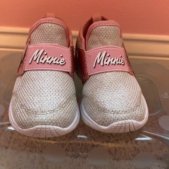 Minnie Mouse Light Up Sneakers (Disney) - Picture 3 of 5